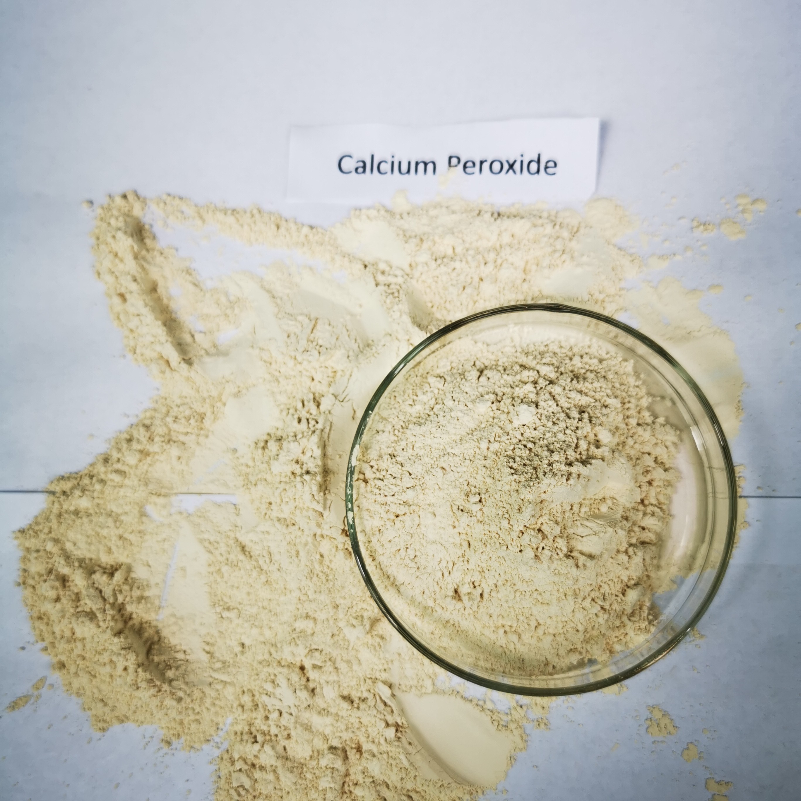 Peróxido químico contínuo do cálcio no alimento para o descoramento CAS 1305-79-9 da farinha